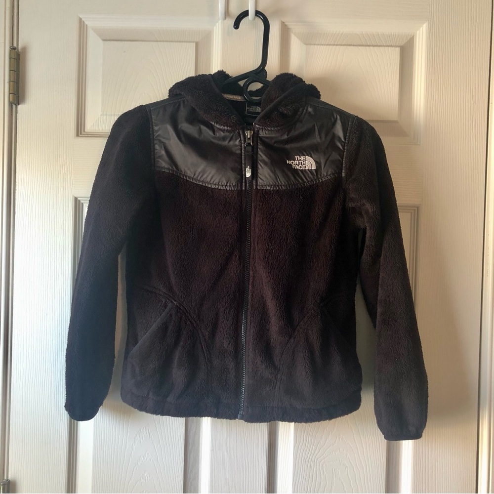 The North Face Girls Oso Hoodie Fleece Jacket